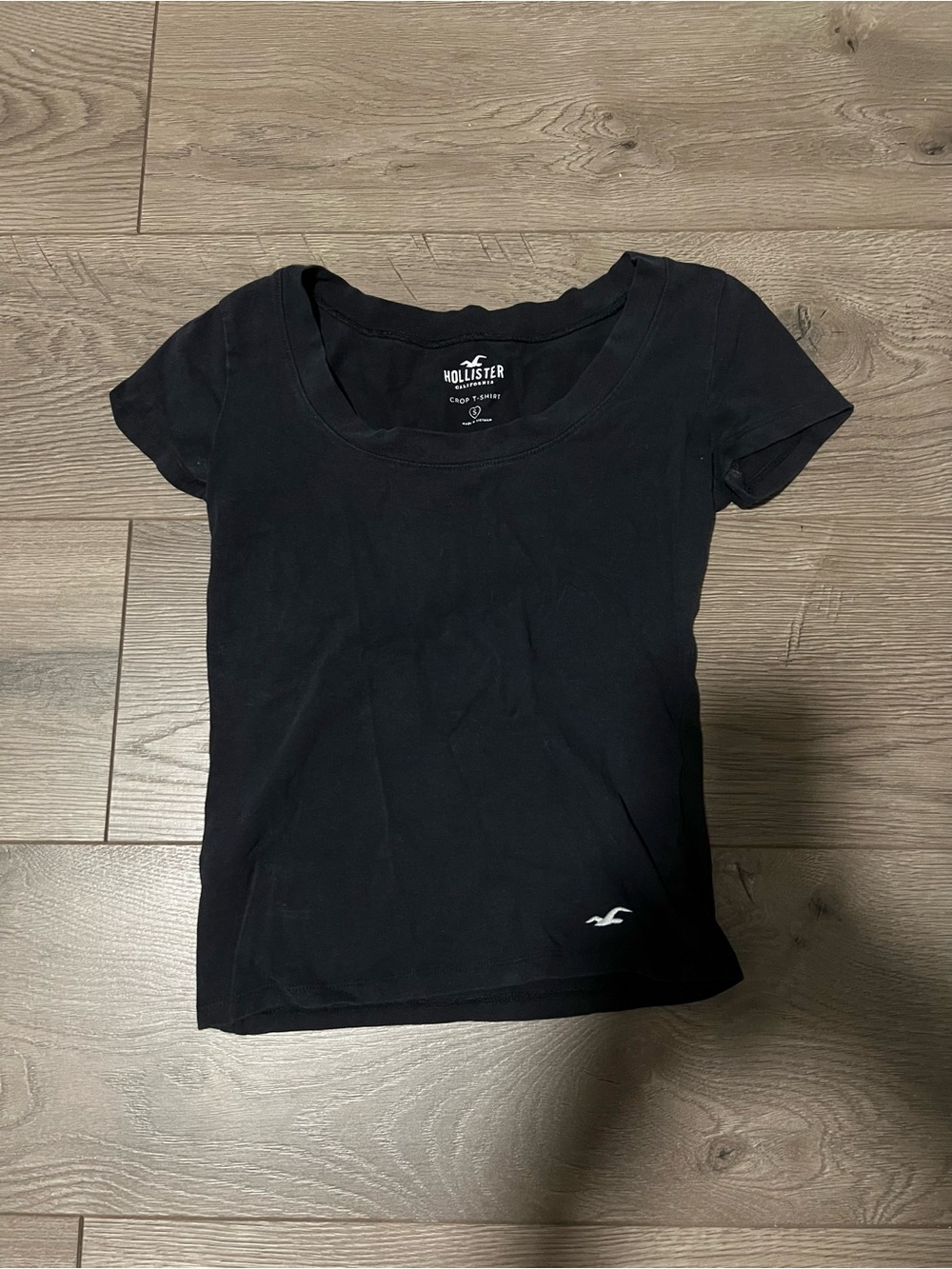 Hollister Black Scoop Neck Crop Top